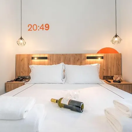 Hotel Sandom 3*
