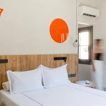 Sandom Parikia (Paros)