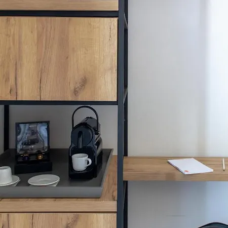 Sandom 3* Parikia (Paros)