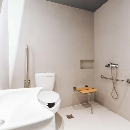 Sandom 3* Parikia (Paros)