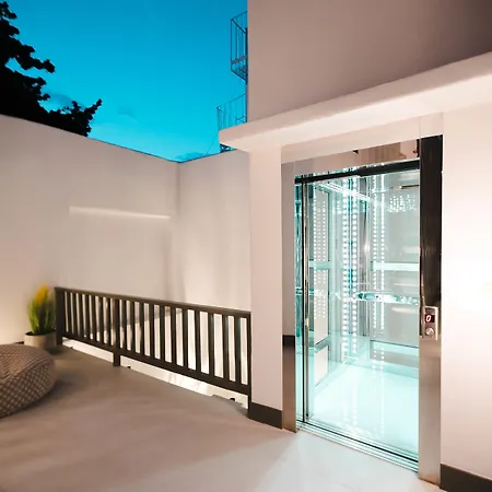Sandom Parikia (Paros)