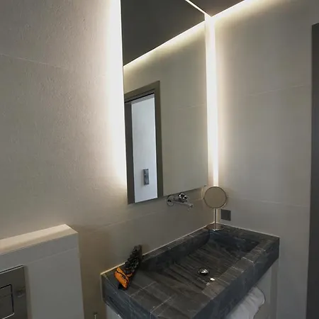 Sandom Hotel Parikia (Paros)