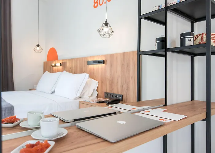 Ξενοδοχείο Sandom